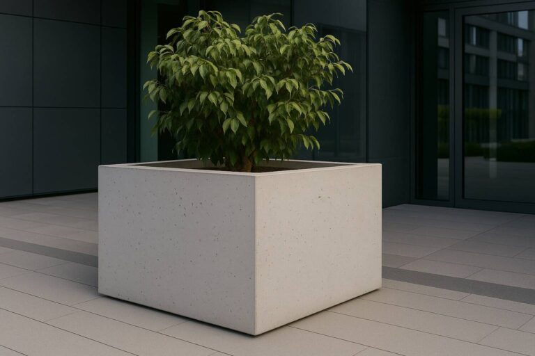 Donica betonowa GRANDE 140x140x100 cm BETONOVA